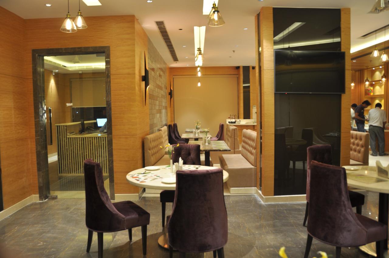 Hotel Maple Grand