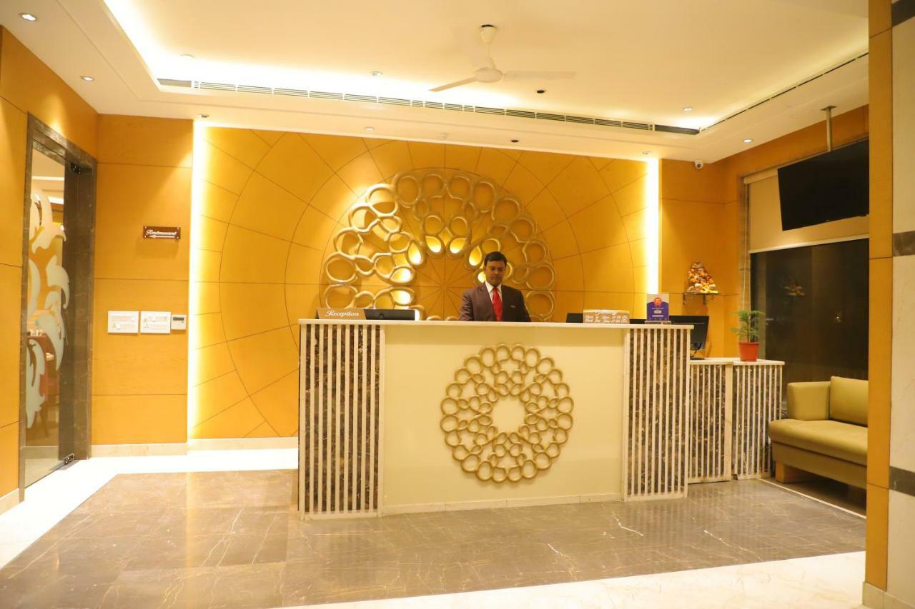 Hotel Maple Grand